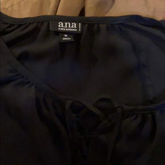 2 ladies tops - Picture 5 of 6